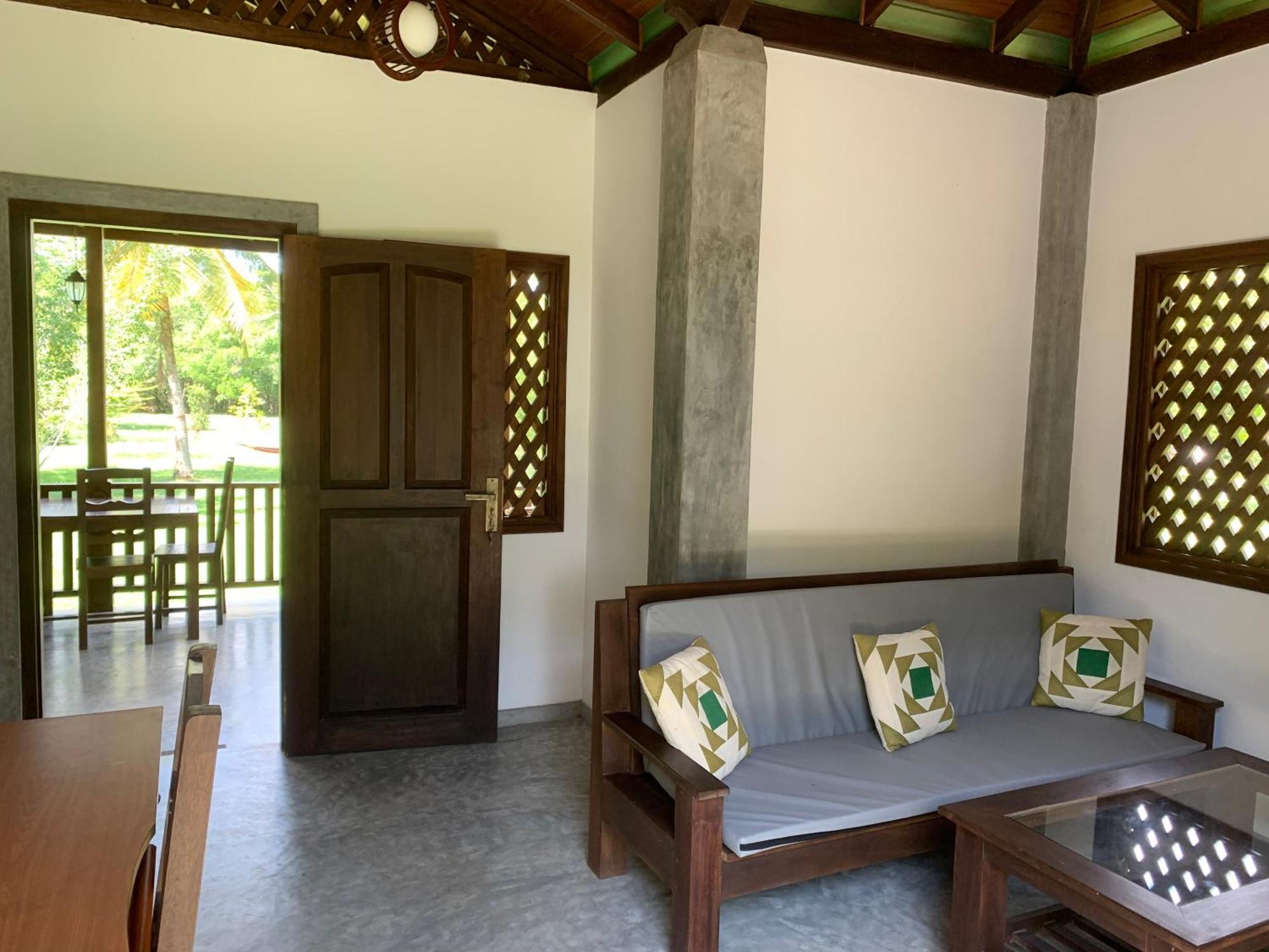 Villa De Lagoon View Tangalle Exterior foto