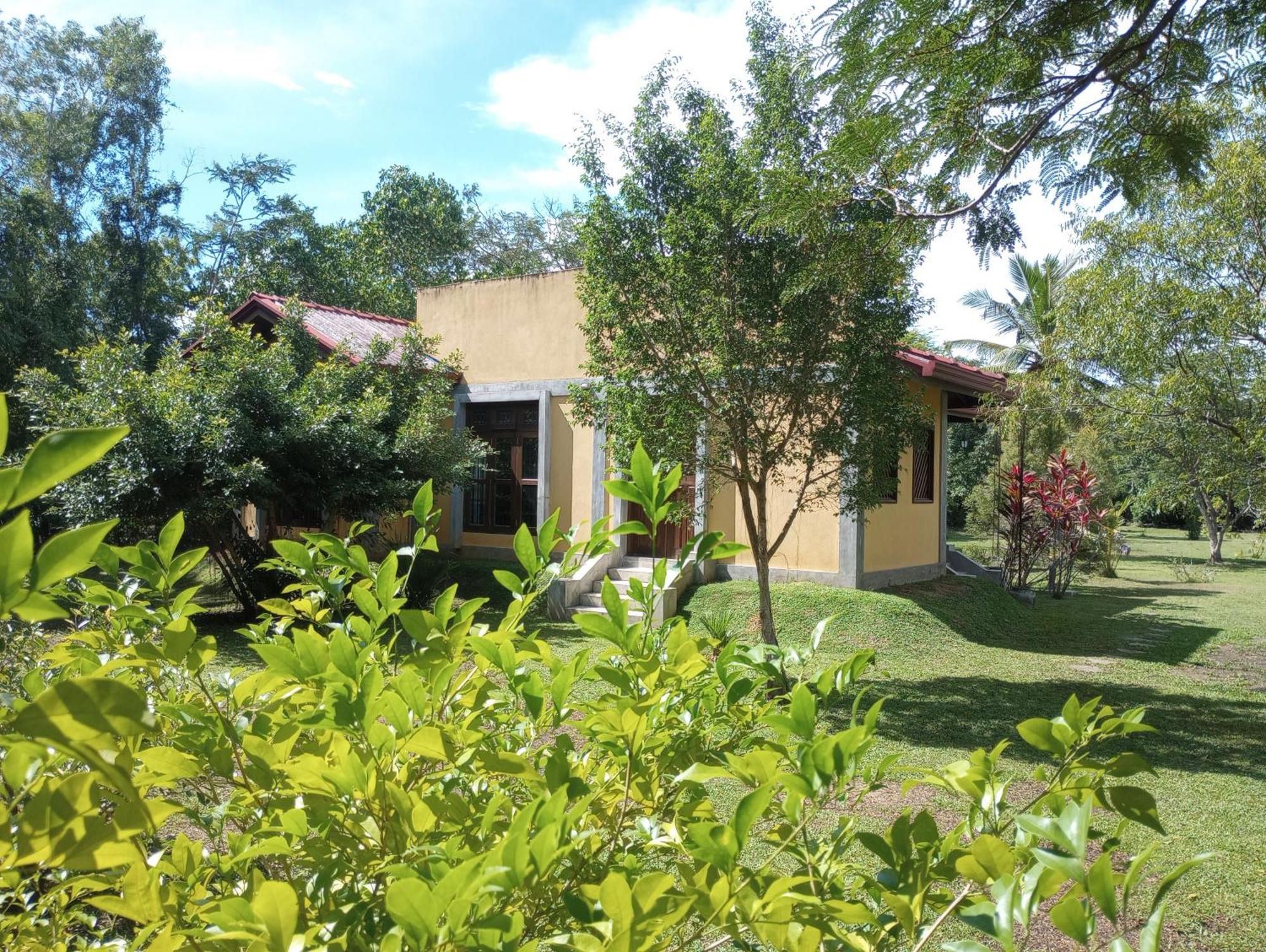 Villa De Lagoon View Tangalle Exterior foto