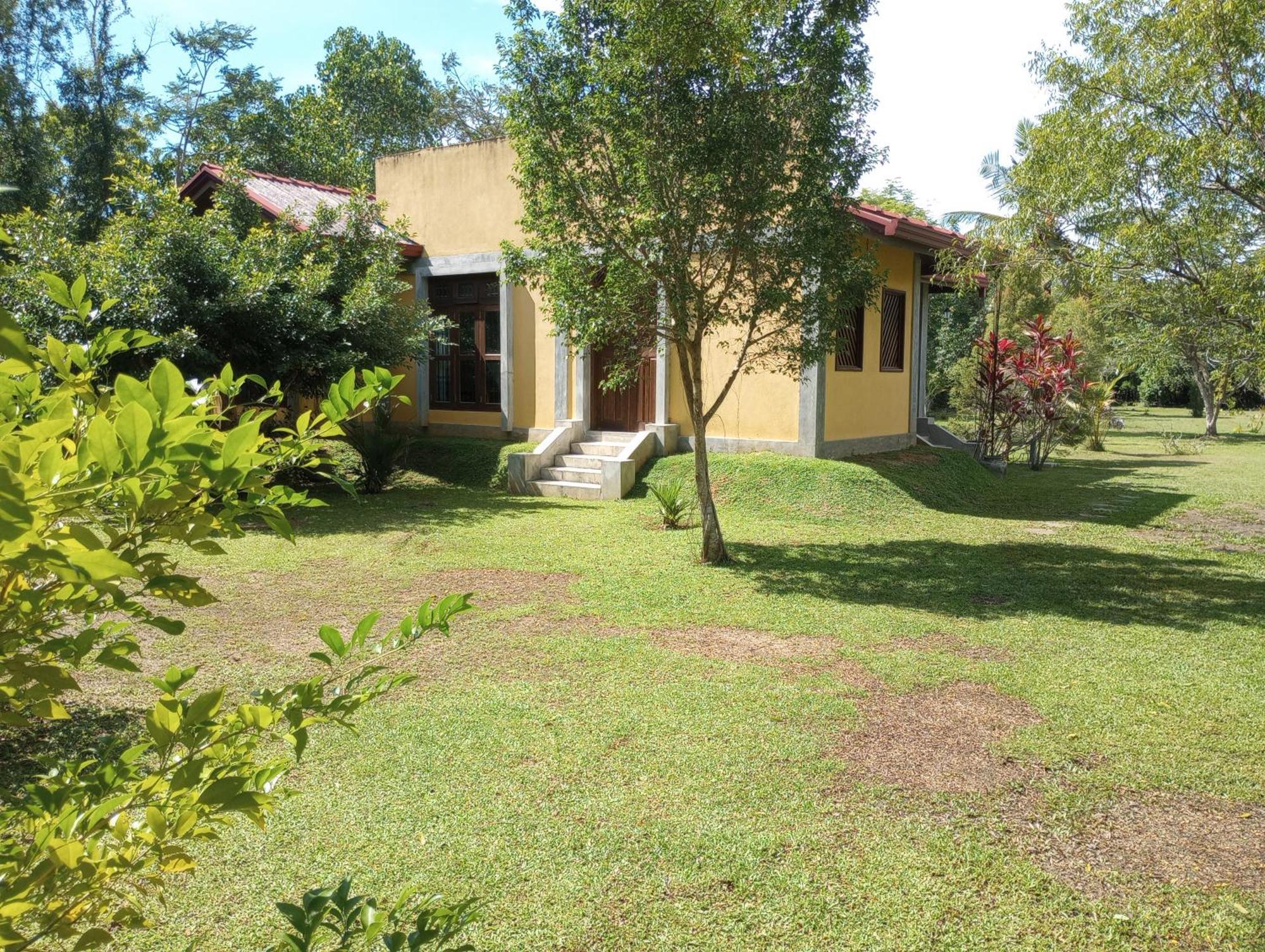 Villa De Lagoon View Tangalle Exterior foto
